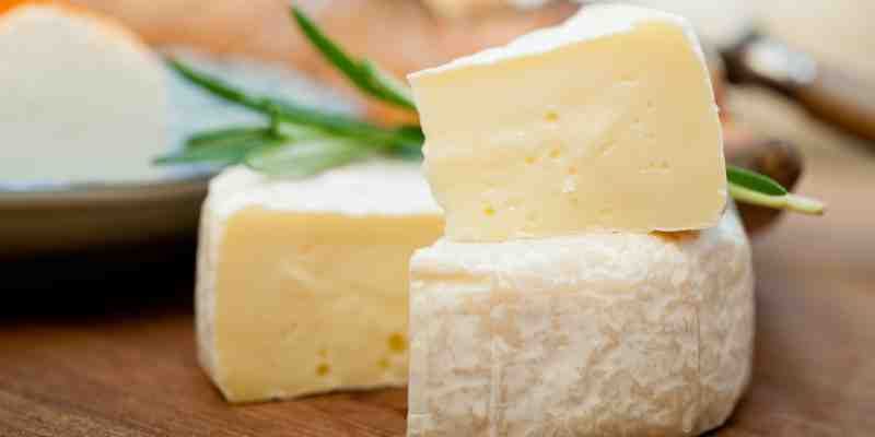How to Eat Brie Cheese